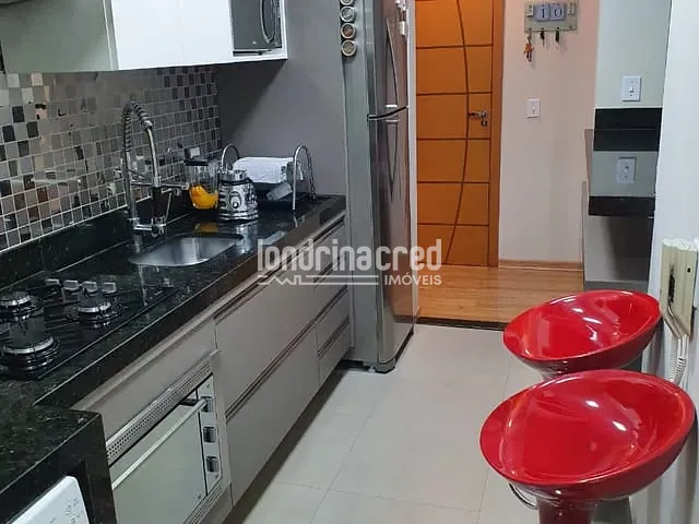 Apartamento à venda, no bairro Conjunto Vivi Xavier em Londrina