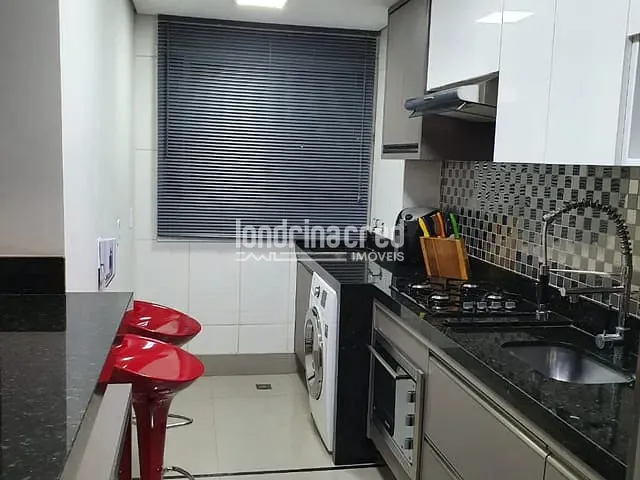Apartamento à venda, no bairro Conjunto Vivi Xavier em Londrina
