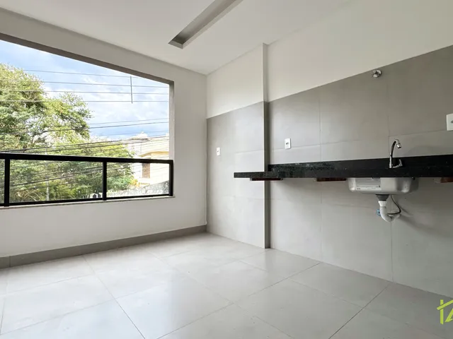 Apartamento 2 quartos e 2 banheiros, à venda, no bairro Centro em Juiz de Fora
