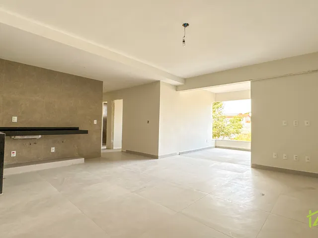 Apartamento 3 quartos e 2 banheiros, à venda, no bairro Aeroporto em Juiz de Fora