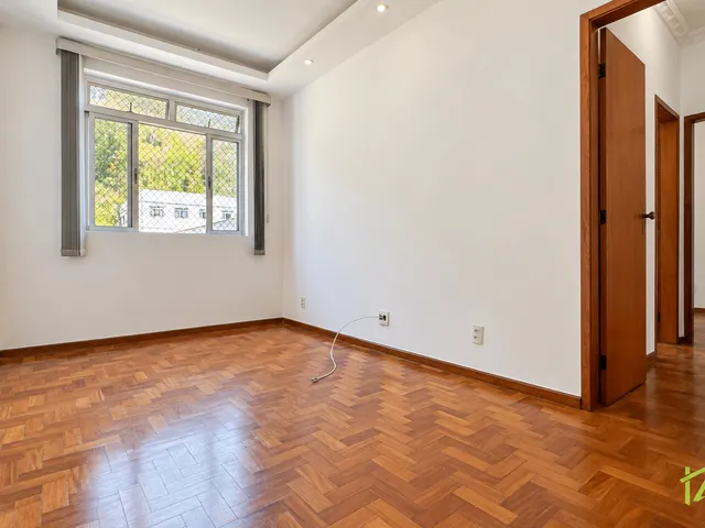 Apartamento 3 quartos e 2 banheiros, para alugar, no bairro Santa Helena em Juiz de Fora