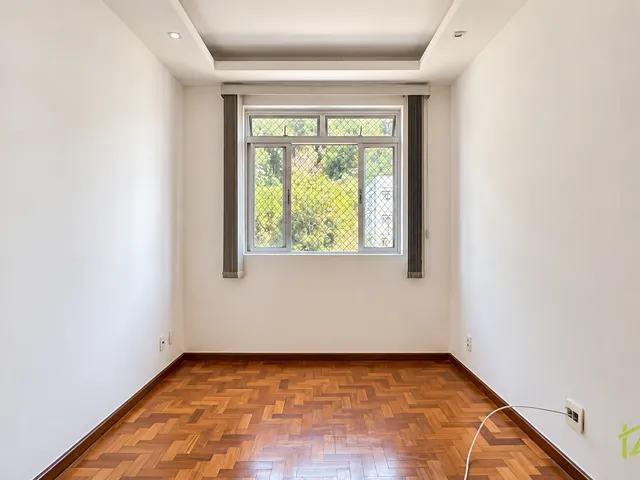 Apartamento 3 quartos e 2 banheiros, para alugar, no bairro Santa Helena em Juiz de Fora