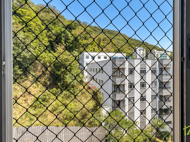 Apartamento 3 quartos e 2 banheiros, para alugar, no bairro Santa Helena em Juiz de Fora