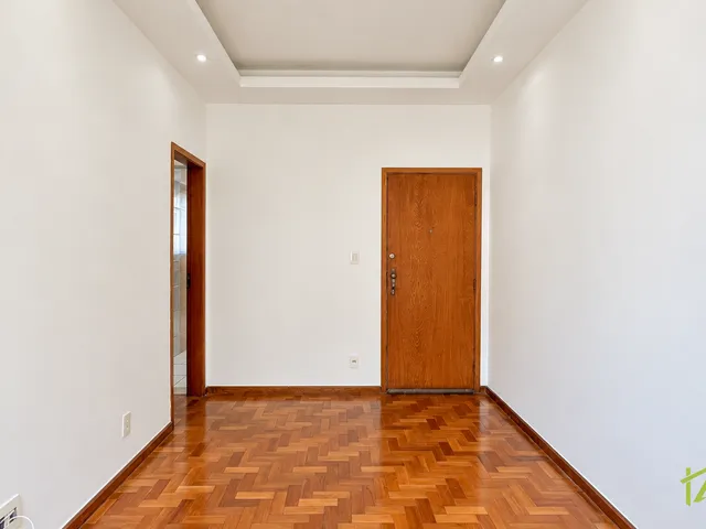 Apartamento 3 quartos e 2 banheiros, para alugar, no bairro Santa Helena em Juiz de Fora