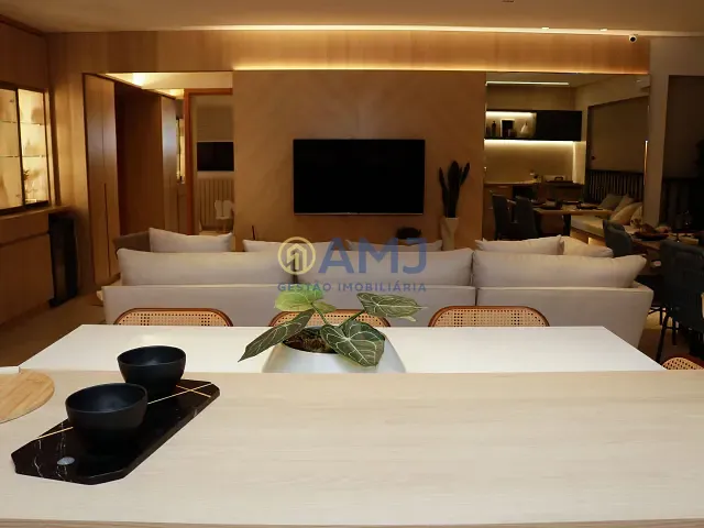 Apartamento 3 quartos e 4 banheiros, à venda, no bairro Setor Pedro Ludovico em Goiânia