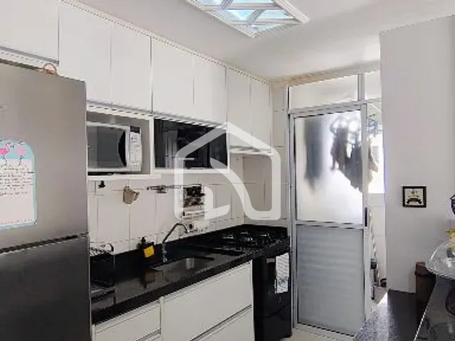 Apartamento com 61m² 2 quartos e 2 banheiros, à venda, no bairro Jardim Tupanci em Barueri