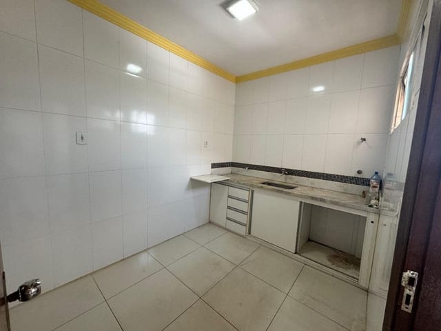 Foto do Apartamento - Apartamento com 3 dormitórios à venda, 138 m² por R$ 215.000,00 - Parque São Geraldo - Uberaba/MG | ZUCATO IMOBILIARIA LTDA