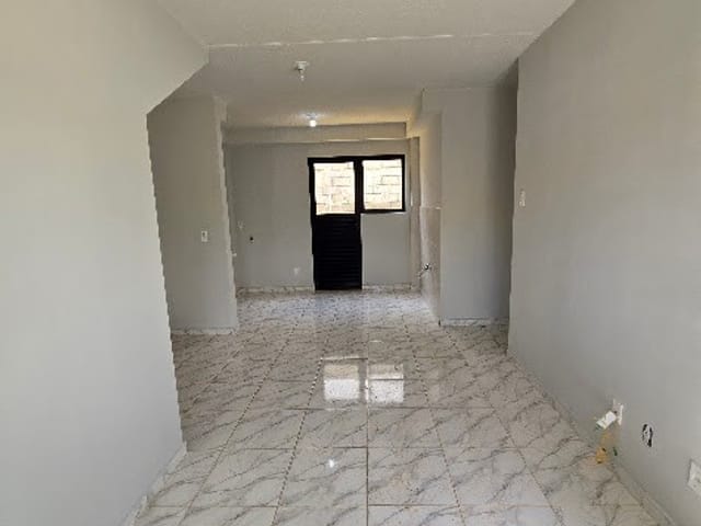 Apartamento com 50m² 2 quartos e 1 banheiro, à venda, no bairro Uvaranas em Ponta Grossa