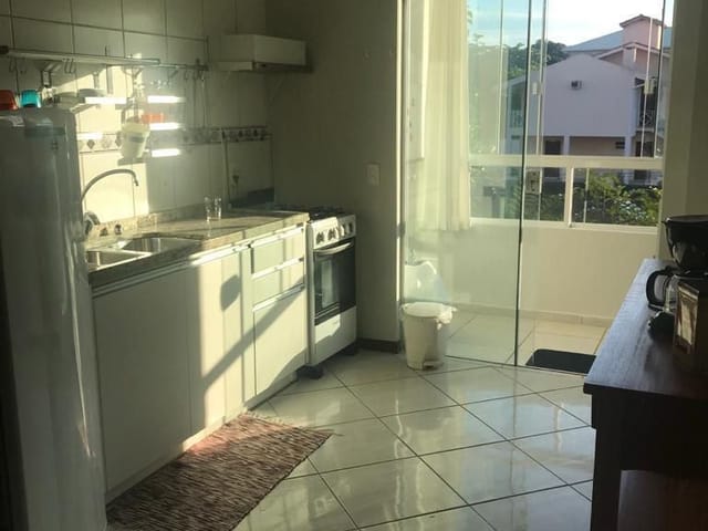 Apartamento 2 quartos e 2 banheiros, à venda, no bairro Ingleses do Rio Vermelho em Florianópolis
