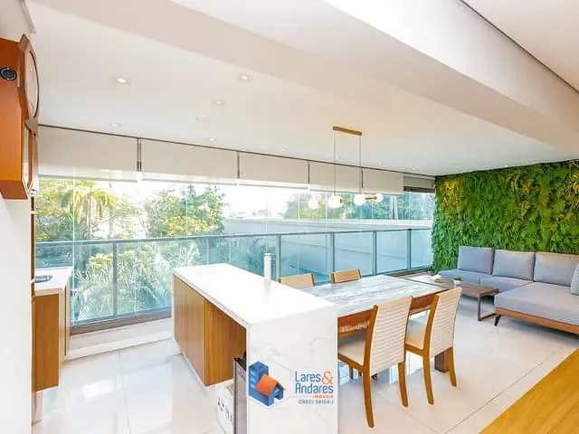 Apartamento com 11300m² 3 quartos e 3 banheiros, à venda, no bairro Santo Amaro em São Paulo
