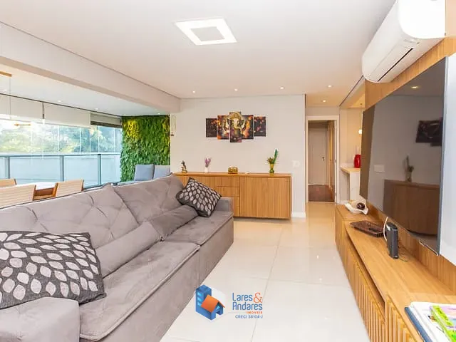 Apartamento com 11300m² 3 quartos e 3 banheiros, à venda, no bairro Santo Amaro em São Paulo