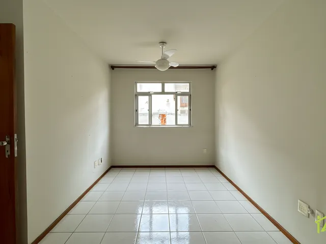 Apartamento 3 quartos e 1 banheiro, para alugar, no bairro Granbery em Juiz de Fora