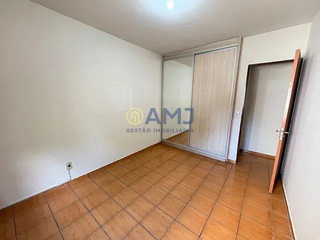 Apartamento 2 quartos e 2 banheiros, à venda, no bairro Nossa Senhora de Fátima em Goiânia