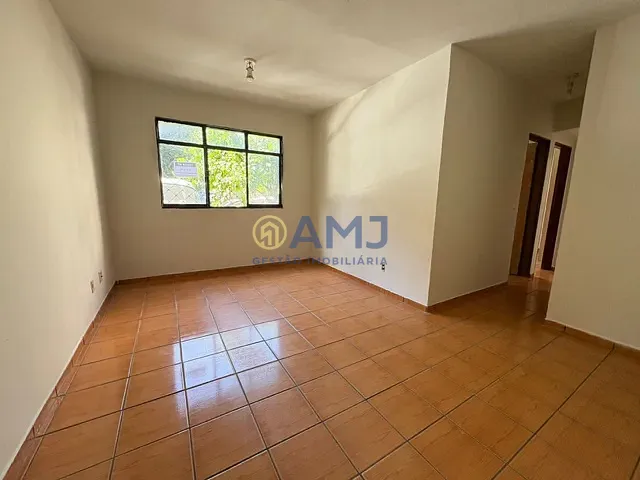 Apartamento 3 quartos e 2 banheiros, à venda, no bairro Nossa Senhora de Fátima em Goiânia