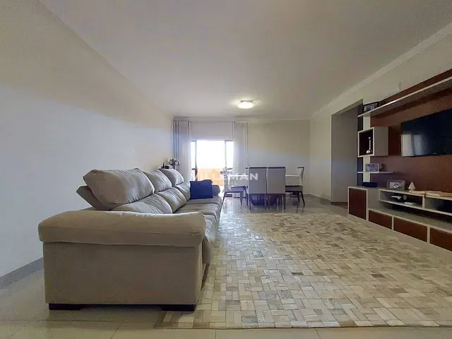 Apartamento 3 quartos e 4 banheiros, à venda, no bairro Zona 01 em Maringá