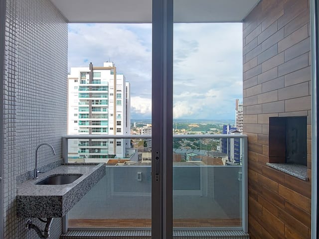 Apartamento com 281m² 3 quartos e 2 banheiros, à venda, no bairro Centro em Ponta Grossa