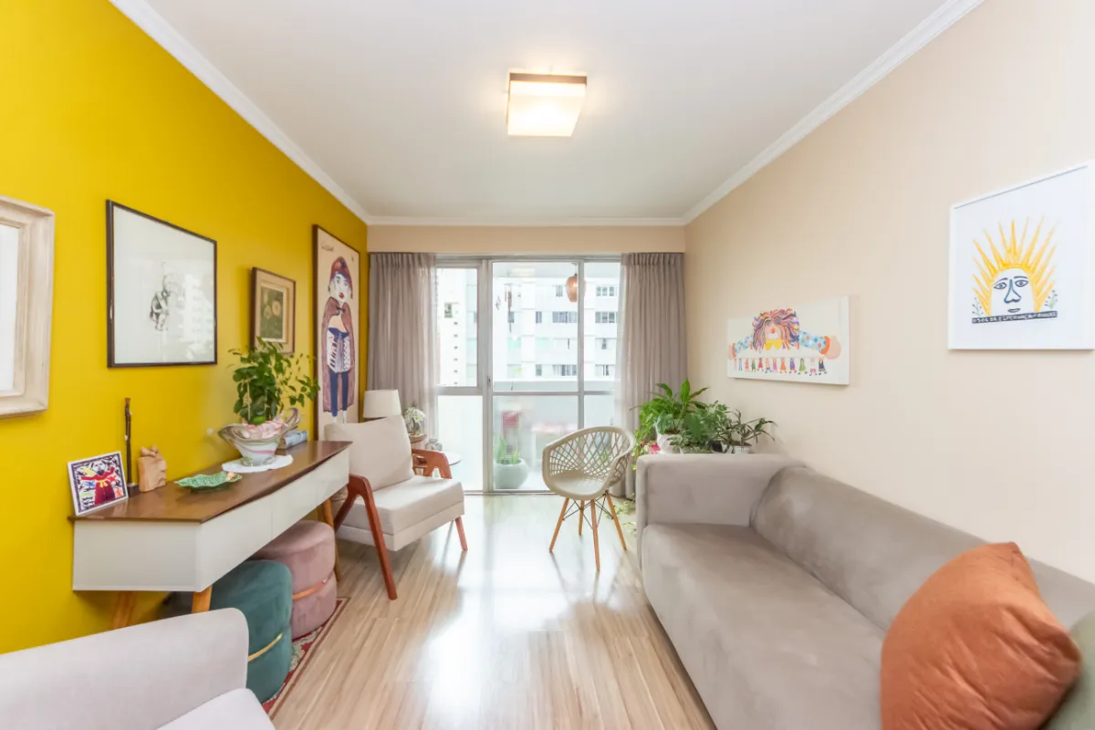 Apartamento para venda em Moema com 3 quartos, 83m²