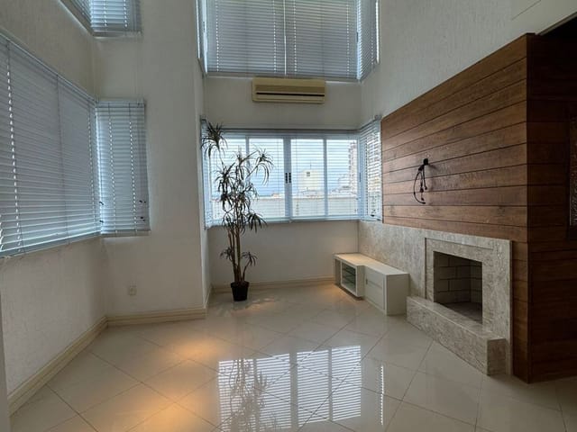 Apartamento 1 quarto e 1 banheiro, à venda, no bairro Bela Vista em Porto Alegre
