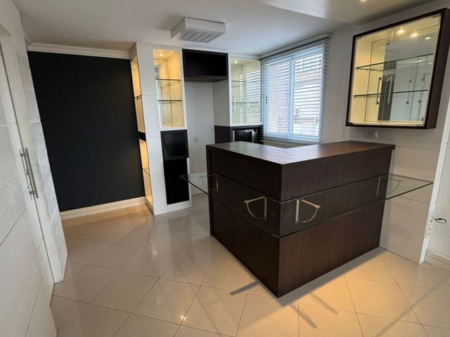 Apartamento 1 quarto e 1 banheiro, à venda, no bairro Bela Vista em Porto Alegre