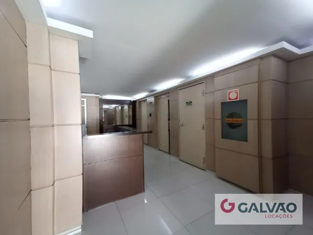 Apartamento 1 quarto e 1 banheiro, para alugar, no bairro Centro em Curitiba