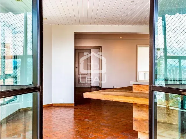 Apartamento com 470m² 3 quartos e 5 banheiros, à venda, no bairro Vila Suzana em São Paulo