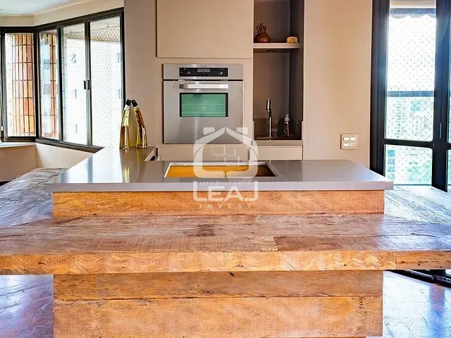 Apartamento com 470m² 3 quartos e 5 banheiros, à venda, no bairro Vila Suzana em São Paulo