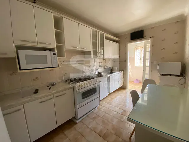 Apartamento 2 quartos e 2 banheiros, para alugar, no bairro Centro em Chapecó
