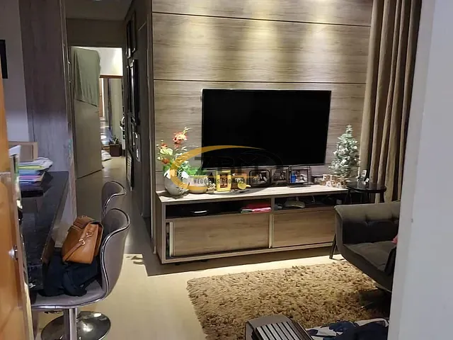 Apartamento com 80m² 3 quartos e 1 banheiro, à venda, no bairro São Pedro em Londrina