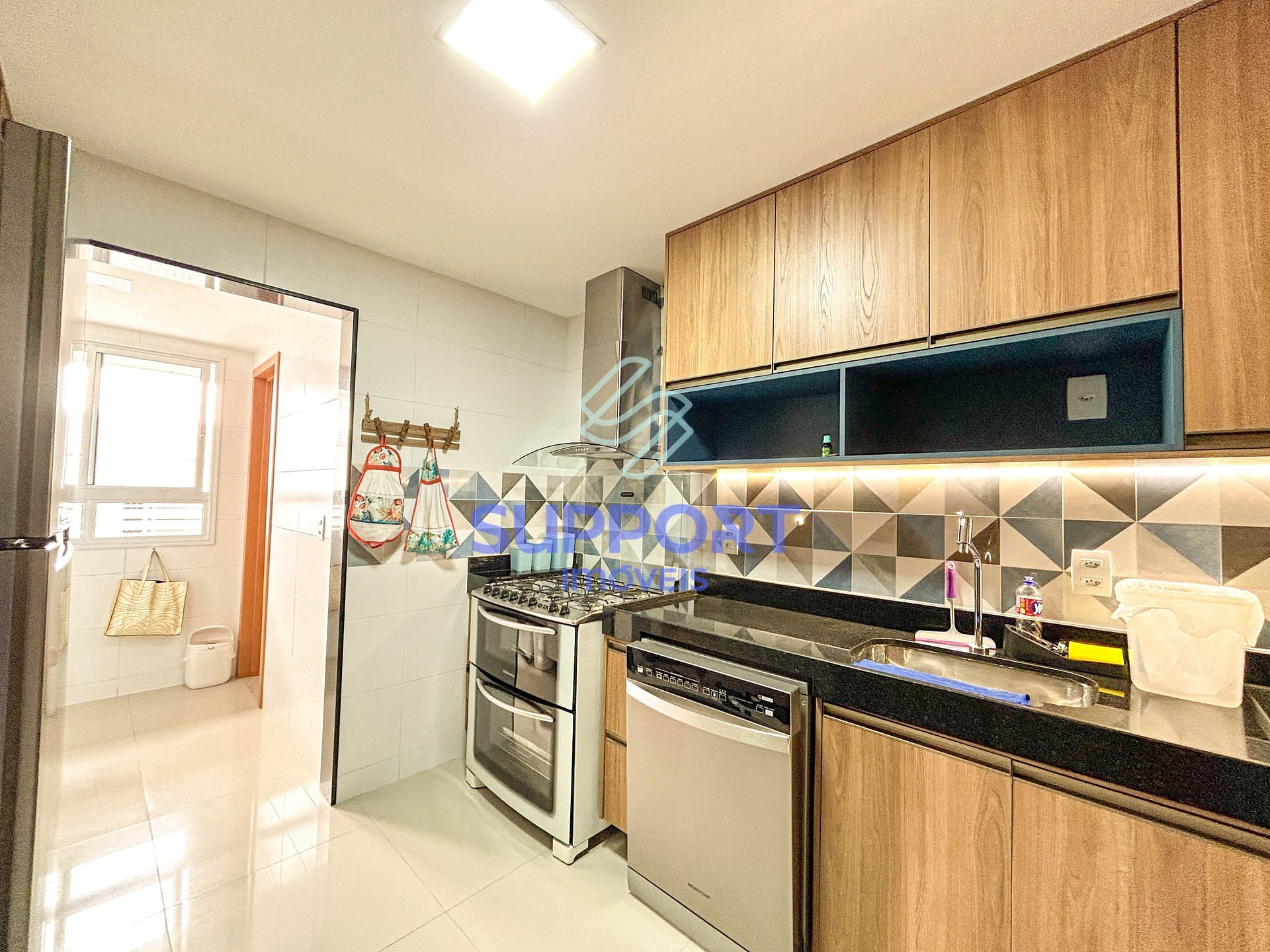 Apartamento à venda com 3 quartos, 100m² - Foto 13
