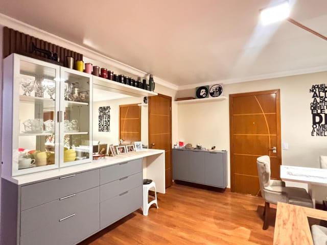 Apartamento com 71m² 3 quartos e 1 banheiro, à venda, no bairro Jardim Carvalho em Ponta Grossa