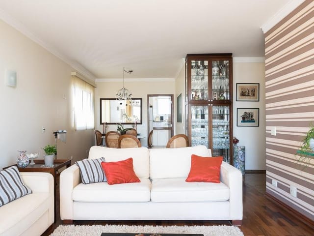 Foto do Apartamento - Apartamento à venda 3 Quartos, 1 Suite, 2 Vagas, 180M², Itaim Bibi, São Paulo - SP | Lares e Andares Imóveis