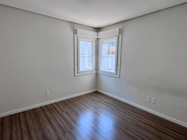 Apartamento 2 quartos e 2 banheiros, à venda, no bairro Centro em Caxias do Sul