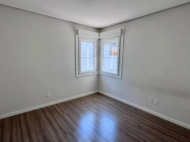 Apartamento 2 quartos e 2 banheiros, à venda, no bairro Centro em Caxias do Sul