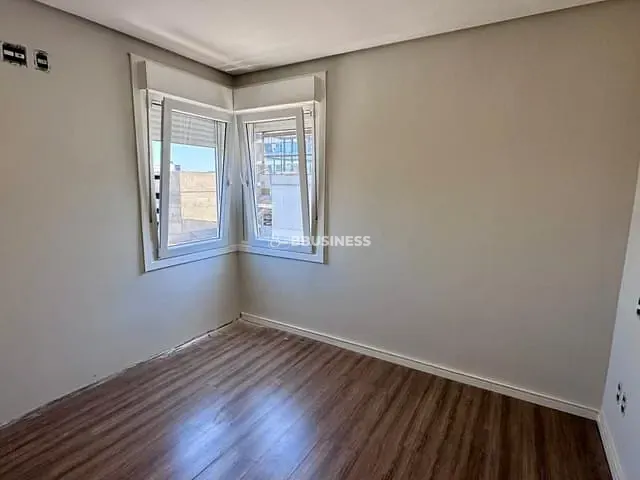Apartamento 2 quartos e 2 banheiros, à venda, no bairro Centro em Caxias do Sul