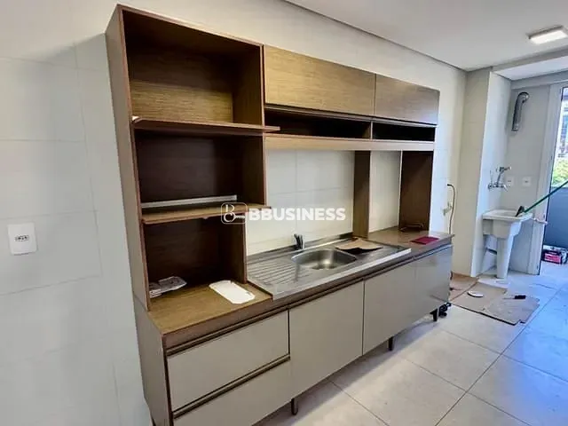 Apartamento 2 quartos e 2 banheiros, à venda, no bairro Centro em Caxias do Sul