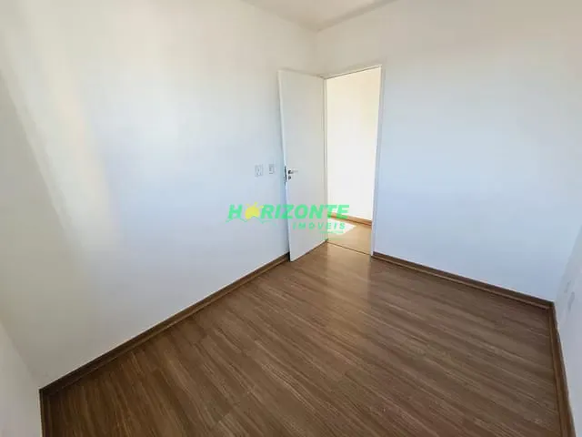 Apartamento com 65m² 3 quartos e 2 banheiros, à venda ou para alugar, no bairro Palmeiras de São José em São José dos Campos