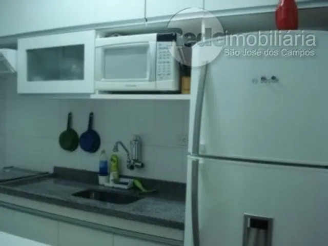 Apartamento com 10m² 2 quartos e 2 banheiros, para alugar, no bairro Urbanova em São José Dos Campos