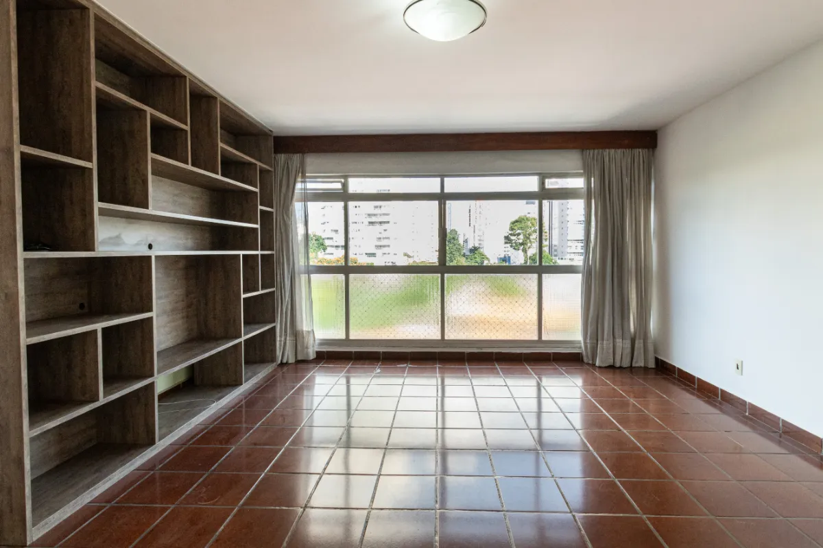 Apartamento para venda em Vila Madalena com 3 quartos, sendo 1 suíte, 108m²