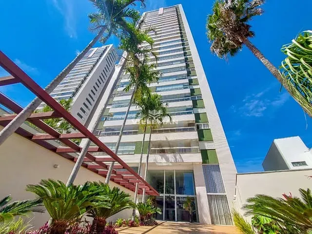 Apartamento com 196m² 3 quartos e 3 banheiros, à venda, no bairro Zona 02 em Maringá