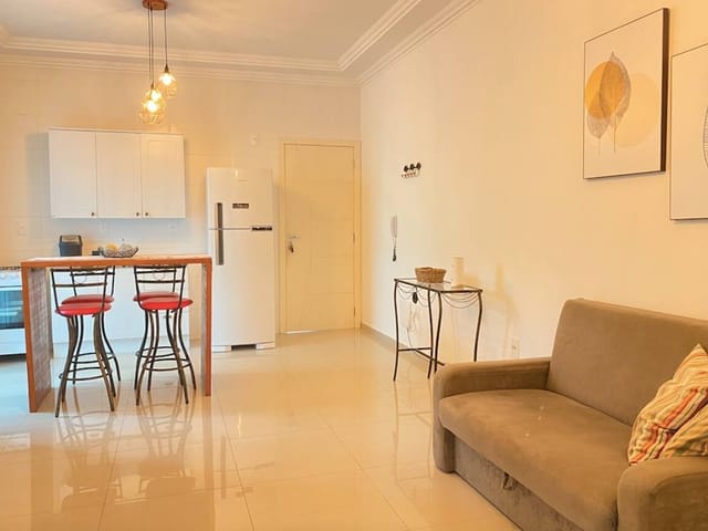 Apartamento 2 quartos e 2 banheiros, à venda, no bairro Ingleses do Rio Vermelho em Florianópolis