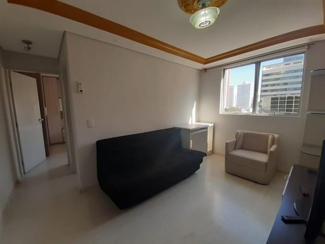 Apartamento 1 quarto e 1 banheiro, para alugar, no bairro Centro em Curitiba
