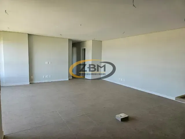 Apartamento com 136m² 3 quartos e 3 banheiros, à venda, no bairro Gleba Fazenda Palhano em Londrina