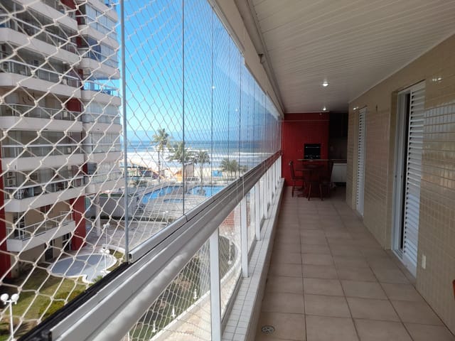 Apartamento 3 quartos e 2 banheiros, à venda ou para alugar, no bairro Centro em Bertioga