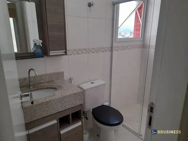 Apartamento 3 quartos e 2 banheiros, à venda ou para alugar, no bairro Centro em Bertioga