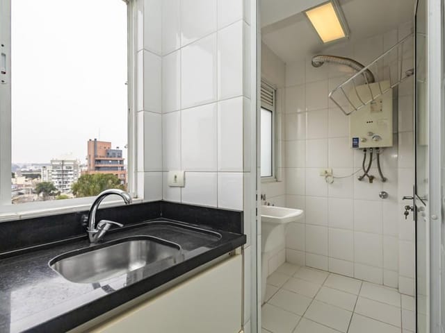 Apartamento 2 quartos e 2 banheiros, para alugar, no bairro Alto da Rua XV em Curitiba