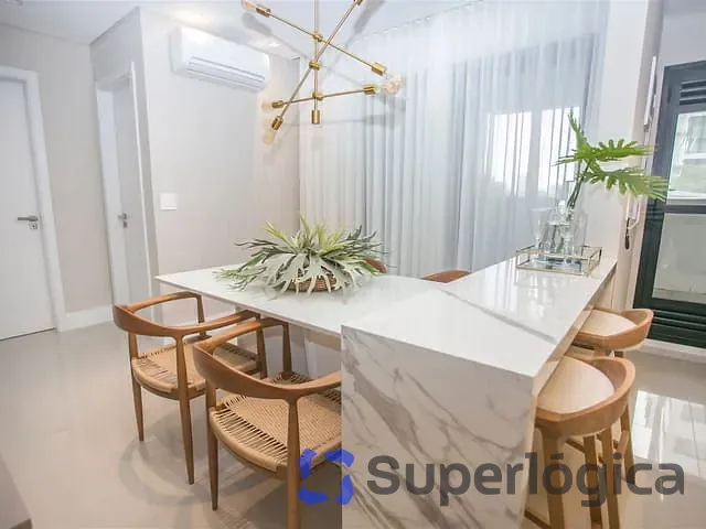 Apartamento com 114m², à venda, no bairro São Francisco em Curitiba
