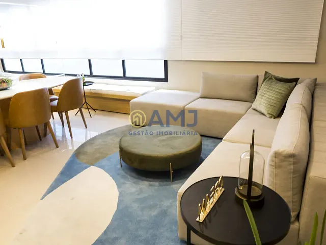 Apartamento 2 quartos e 2 banheiros, à venda, no bairro Serrinha em Goiânia