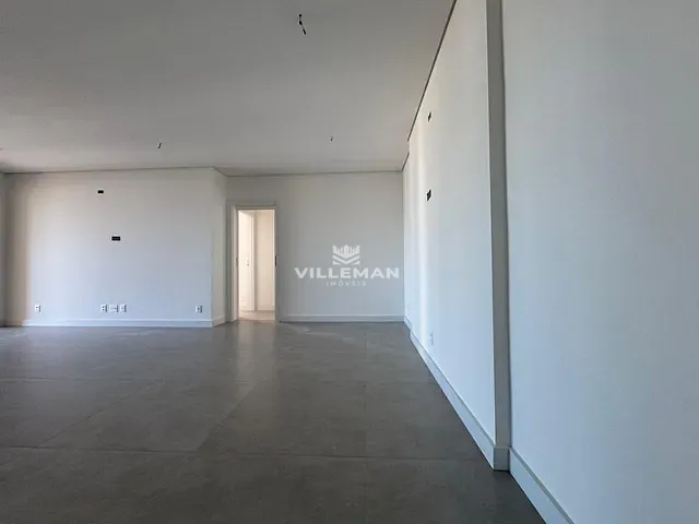 Apartamento 3 quartos e 3 banheiros, à venda, no bairro Zona 03 em Maringá