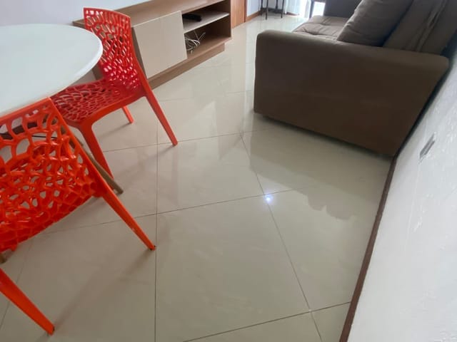 Apartamento 2 quartos e 2 banheiros, à venda, no bairro Ingleses do Rio Vermelho em Florianópolis
