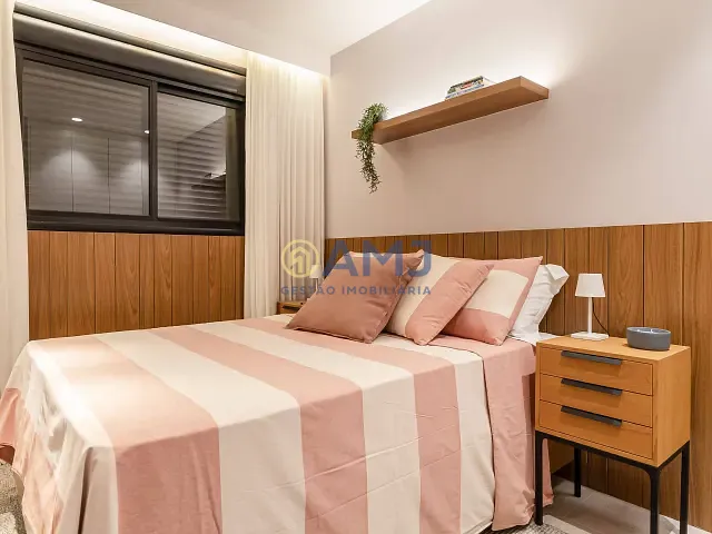 Apartamento 2 quartos e 2 banheiros, à venda, no bairro Setor Bueno em Goiânia